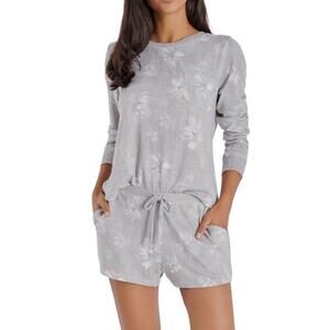 New LAURA ASHLEY Ultra Soft 2Pc Distressed Floral Top & Shorts Pajama Lounge Set